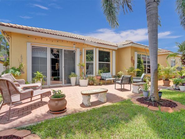 13129 SW 32nd St, Miramar FL 33027