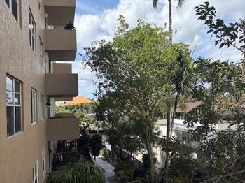1421 S Ocean Blvd