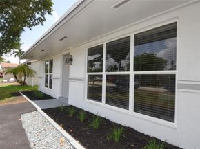 11451 NW 37th St, Sunrise FL 33323