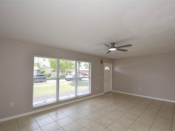 11451 NW 37th St, Sunrise FL 33323