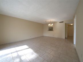 4270 NW 40th St 206, Lauderdale Lakes FL 33319