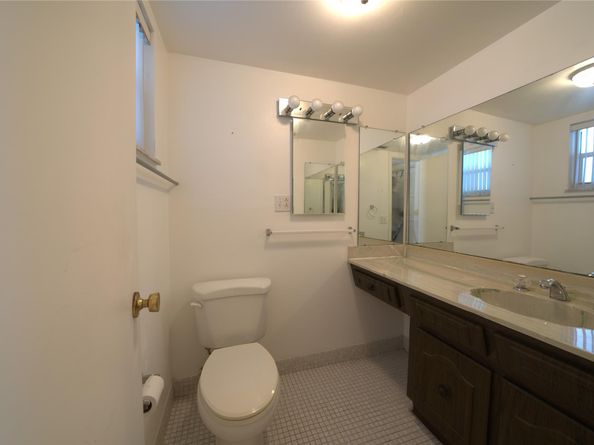 4270 NW 40th St 206, Lauderdale Lakes FL 33319