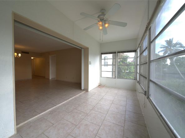 4270 NW 40th St 206, Lauderdale Lakes FL 33319