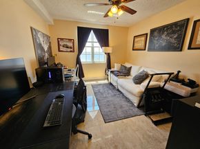 616 Clearwater Park Rd 604, West Palm Beach FL 33401