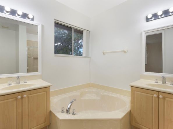 4325 Berkshire Wharf Drive, Lake Worth FL 33461