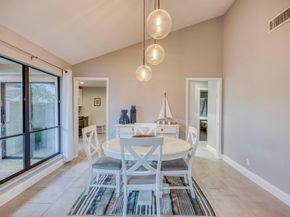 85 Ironwood Way N, Palm Beach Gardens FL 33418