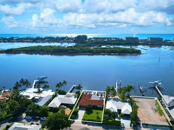 7932 Flagler Court