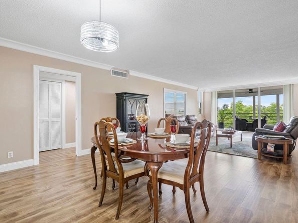 4015 W Palm Aire Dr 606, Pompano Beach FL 33069