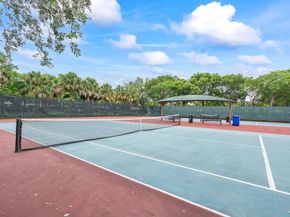 4015 W Palm Aire Dr 606, Pompano Beach FL 33069