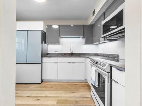 148 Lake Constance Drive 148, West Palm Beach FL 33411