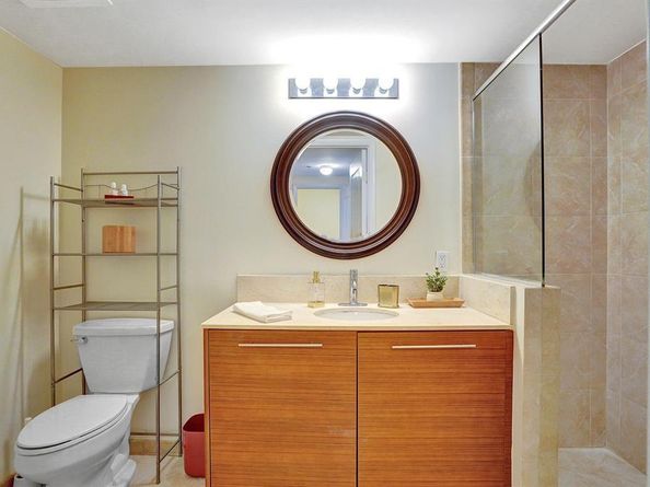 2641 N Flamingo Rd 406N, Sunrise FL 33323