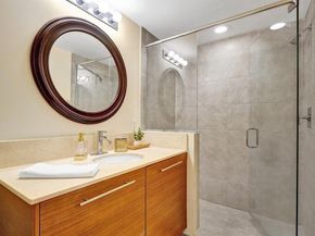 2641 N Flamingo Rd 406N, Sunrise FL 33323