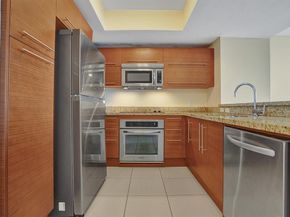 2641 N Flamingo Rd 406N, Sunrise FL 33323