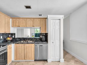15037 SW 50th Ct, Davie FL 33331