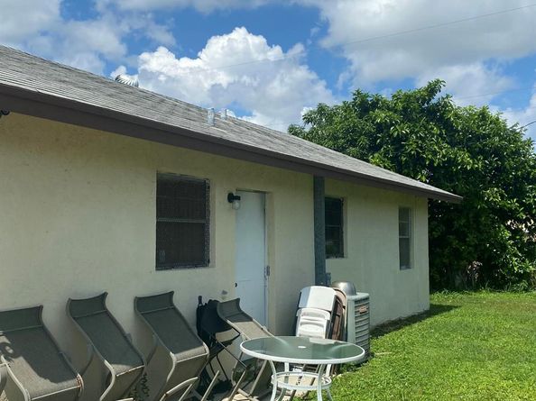 1310 W 24th Street, Riviera Beach FL 33404