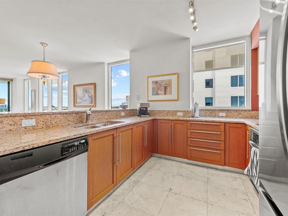 2821 N Ocean Blvd 701S, Fort Lauderdale FL 33308