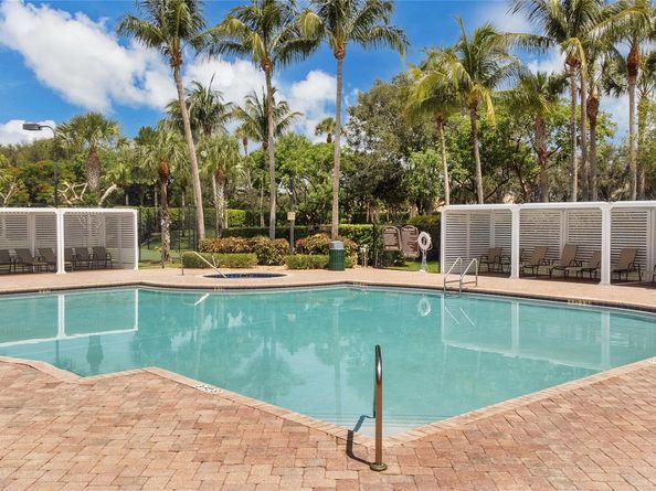 3460 Princeton Dr, Wellington FL 33414