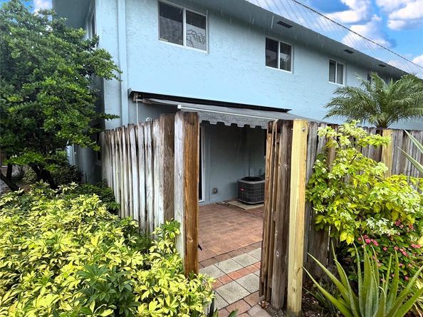 1460 NE 18TH St 104, Fort Lauderdale FL 33305