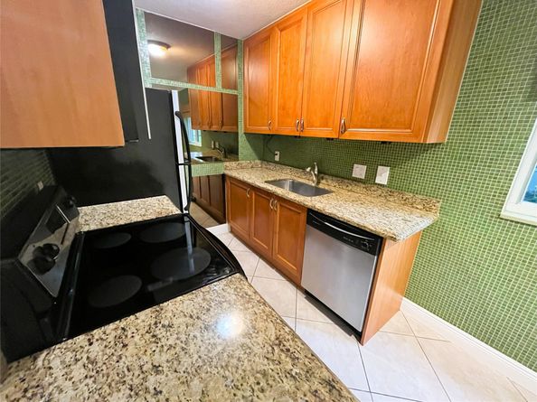 1460 NE 18TH St 104, Fort Lauderdale FL 33305