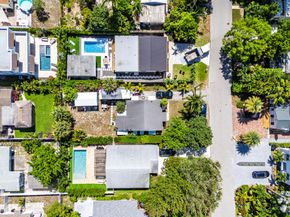 221 NE 10th Street, Delray Beach FL 33444