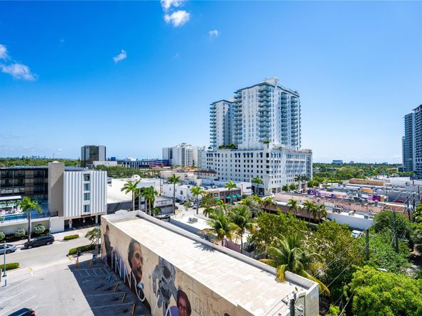 1919 Van Buren St 821A, Hollywood FL 33020