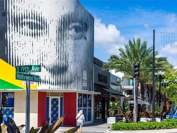 1919 Van Buren St 821A, Hollywood FL 33020