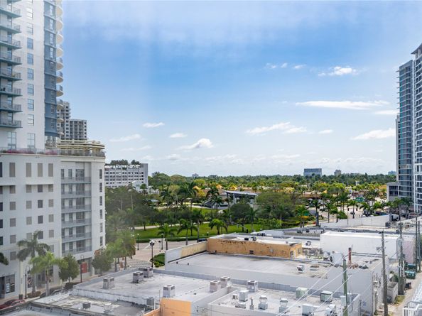 1919 Van Buren St 821A, Hollywood FL 33020