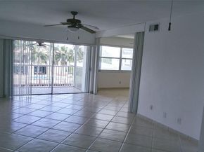 465 Paradise Isle Blvd 307, Hallandale Beach FL 33009