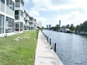 465 Paradise Isle Blvd 307, Hallandale Beach FL 33009