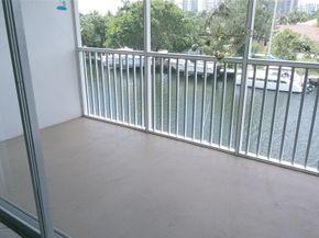 465 Paradise Isle Blvd 307, Hallandale Beach FL 33009