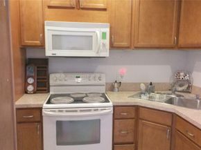 465 Paradise Isle Blvd 307, Hallandale Beach FL 33009