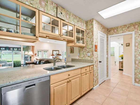 17187 Bay Street, Jupiter FL 33477