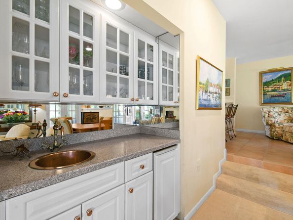 17187 Bay Street, Jupiter FL 33477