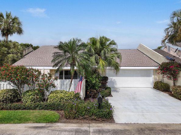17187 Bay Street, Jupiter FL 33477