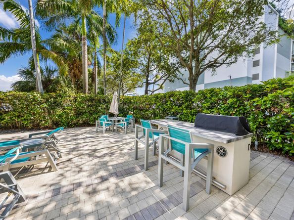 313 NE 2nd St 602, Fort Lauderdale FL 33301