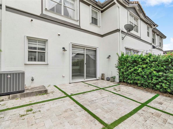 7738 NW 116th Ave 7738, Doral FL 33178