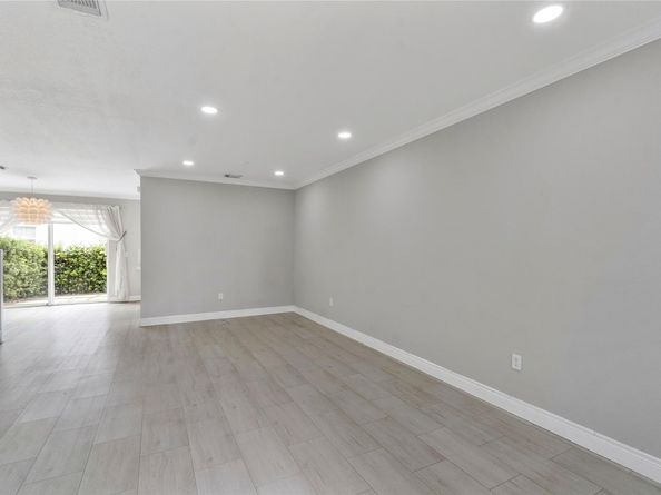 7738 NW 116th Ave 7738, Doral FL 33178