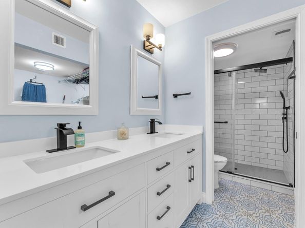 7302 S Devon Dr 307, Tamarac FL 33321