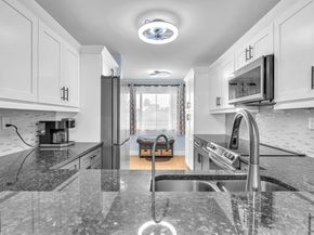 7302 S Devon Dr 307, Tamarac FL 33321