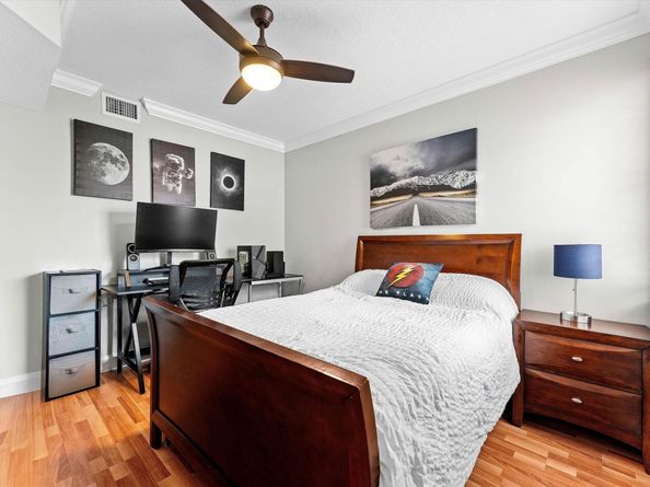3748 San Simeon Cir, Weston FL 33331