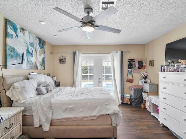 1844 NW 83rd Dr, Coral Springs FL 33071