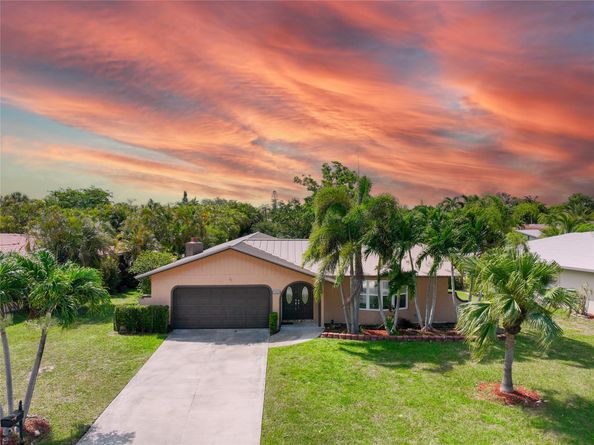 1844 NW 83rd Dr, Coral Springs FL 33071