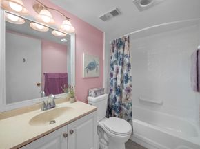 3186 Via Poinciana 114, Lake Worth FL 33467
