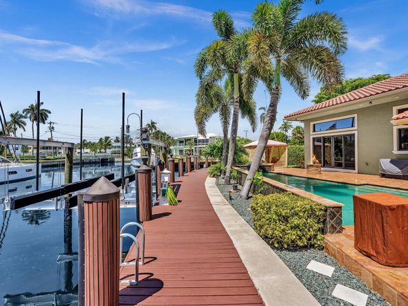 800 SE 22nd Ave, Pompano Beach FL 33062