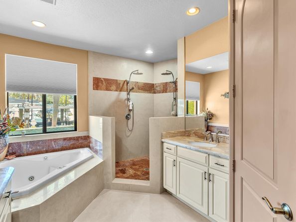 800 SE 22nd Ave, Pompano Beach FL 33062
