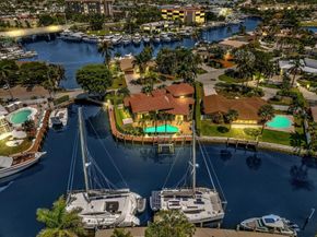 800 SE 22nd Ave, Pompano Beach FL 33062