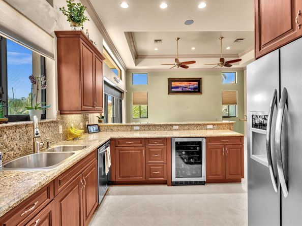 800 SE 22nd Ave, Pompano Beach FL 33062
