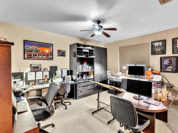 800 SE 22nd Ave, Pompano Beach FL 33062