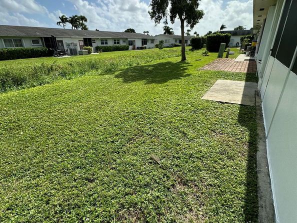 2638 E Gately Drive E 23, West Palm Beach FL 33415