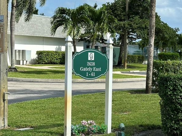 2638 E Gately Drive E 23, West Palm Beach FL 33415
